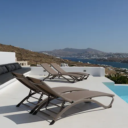 Pearl Near Ornos By Diles * Agios Ioannis Diakoftis