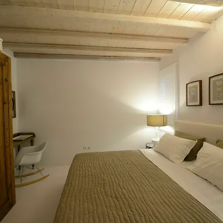 Pearl Near Ornos By Diles 别墅 *